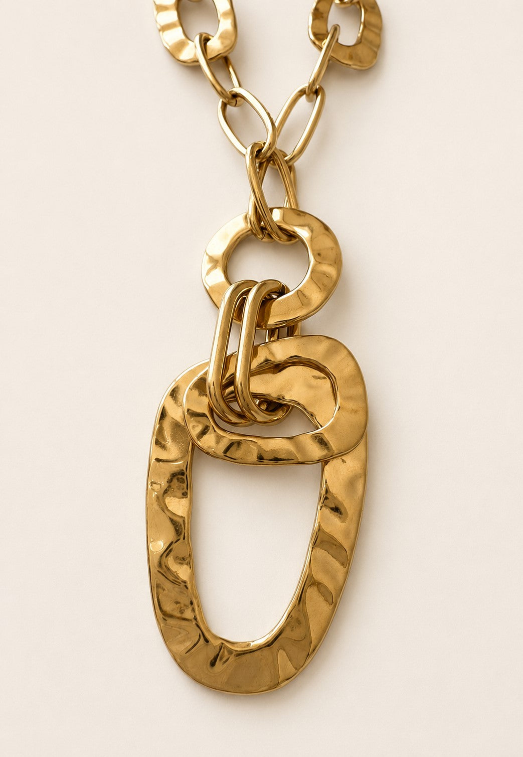 Collar Ánfora
